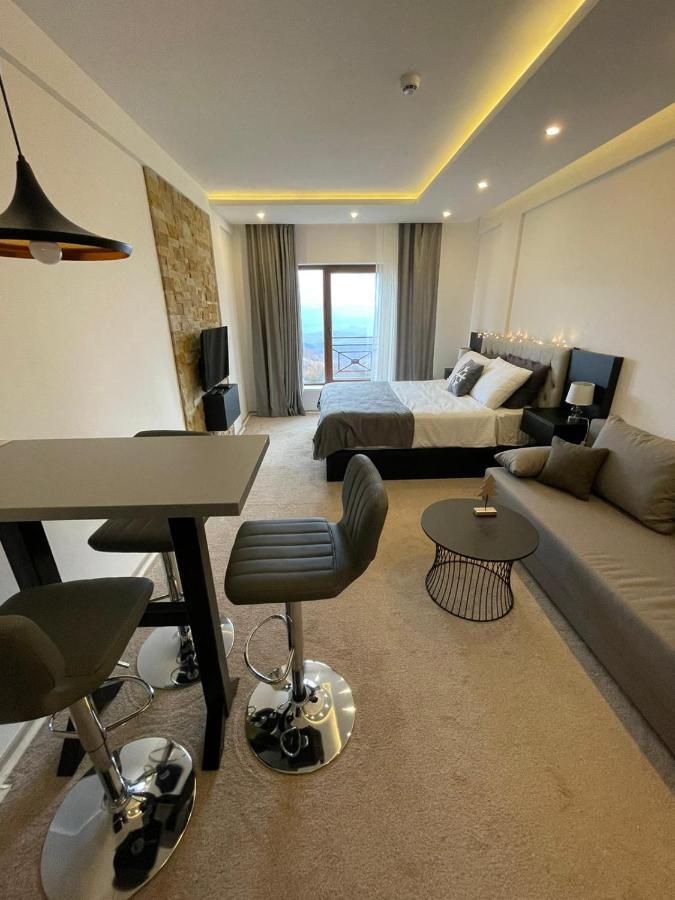 Milmari N66 Apartment โคเปานิก ภายนอก รูปภาพ